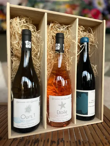 Box cadeau - 3 vins pour se faire plaisir 'tous les jours' et c'est très bon : 1 blanc, 1 rosé, 1 rouge
